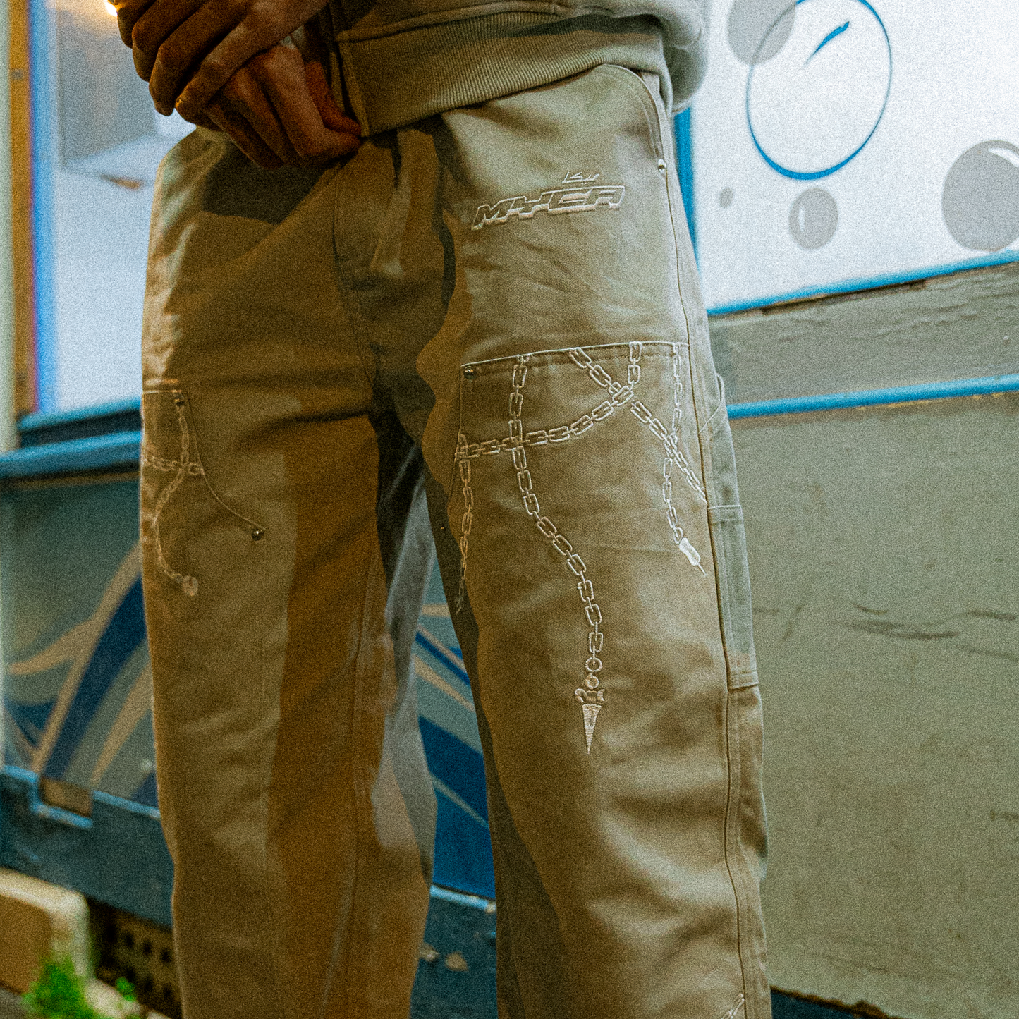 PANTALON KURAPIKA ENCHAINÉ